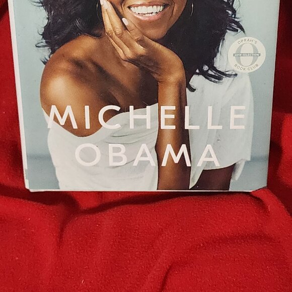 Becoming Michelle Obama Oprah's Book Club Selection 2018 by Michelle Obama - Picture 5 of 16
